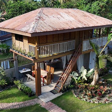 Khloe Serenity Guest House Batuan Buitenkant foto