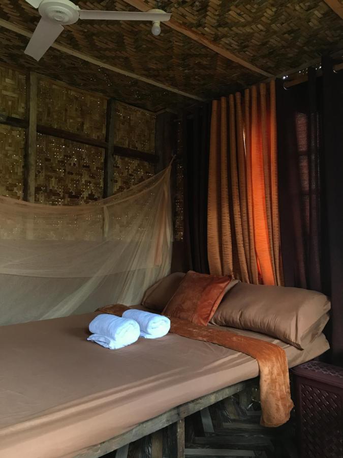 Khloe Serenity Guest House Batuan Buitenkant foto