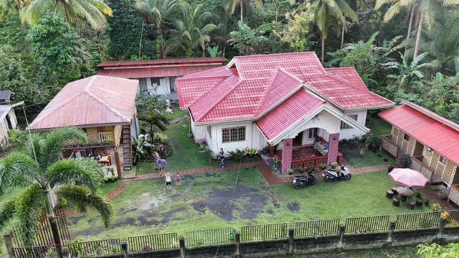 Khloe Serenity Guest House Batuan Buitenkant foto